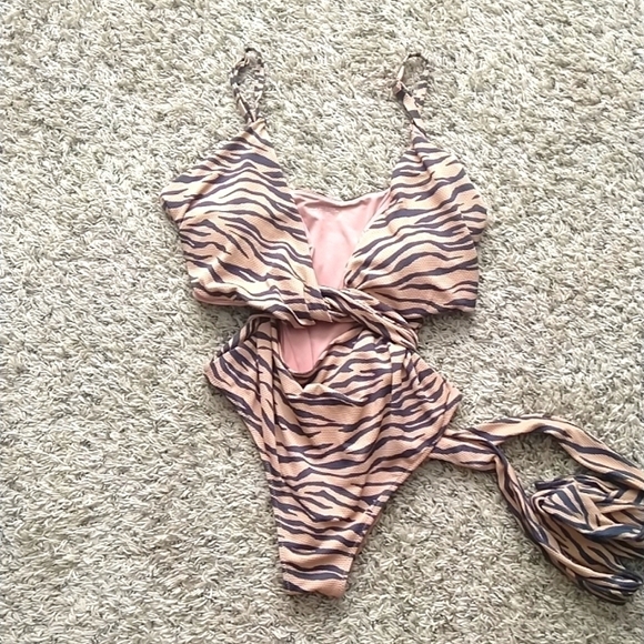 Aerie Pique Animal Print Wrap One Piece Swimsuit sz XXL - Picture 2 of 9